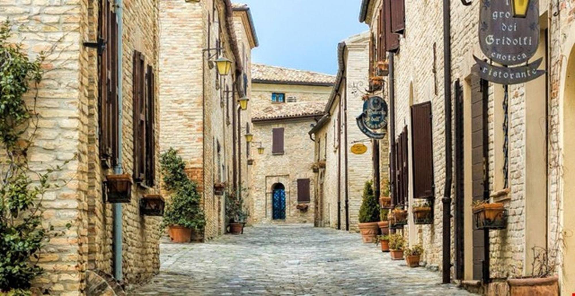 Вилла Borgo Calbianco - Private House With Pool & Airco Cerreto Castello Экстерьер фото