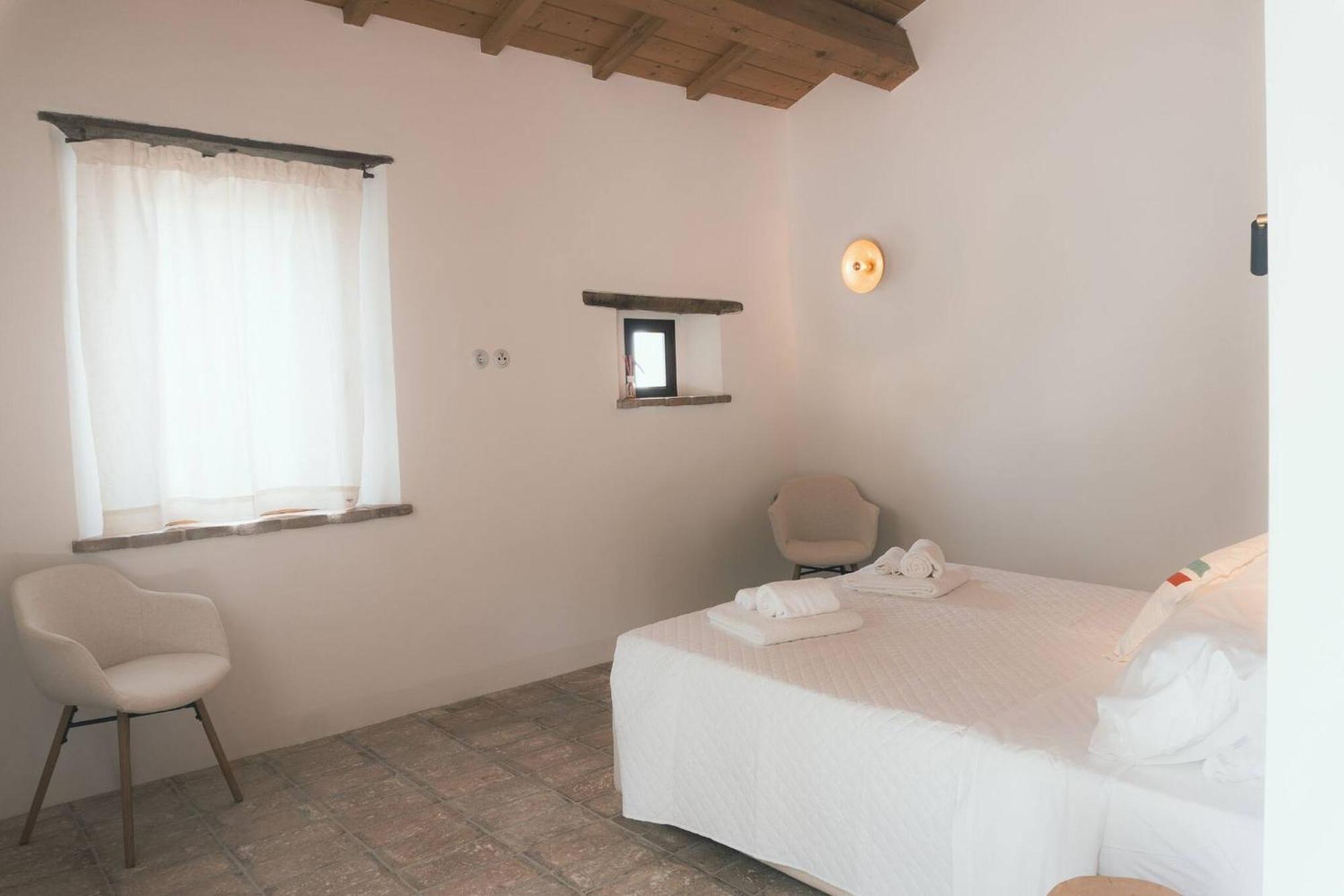 Вилла Borgo Calbianco - Private House With Pool & Airco Cerreto Castello Экстерьер фото